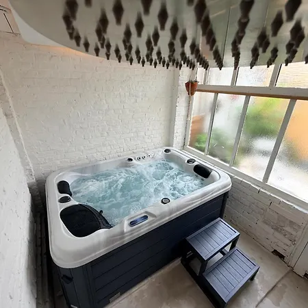 아파트 Le Douze - Privee, Jacuzzi Et Terrasse *