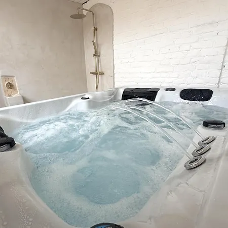 Le Douze - Privee, Jacuzzi Et Terrasse 아파트 *