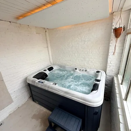 Le Douze - Privee, Jacuzzi Et Terrasse